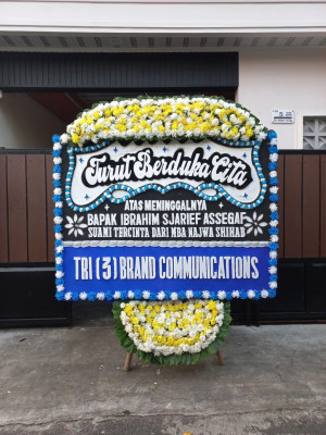 Papan Bunga Duka di Ibu Utara